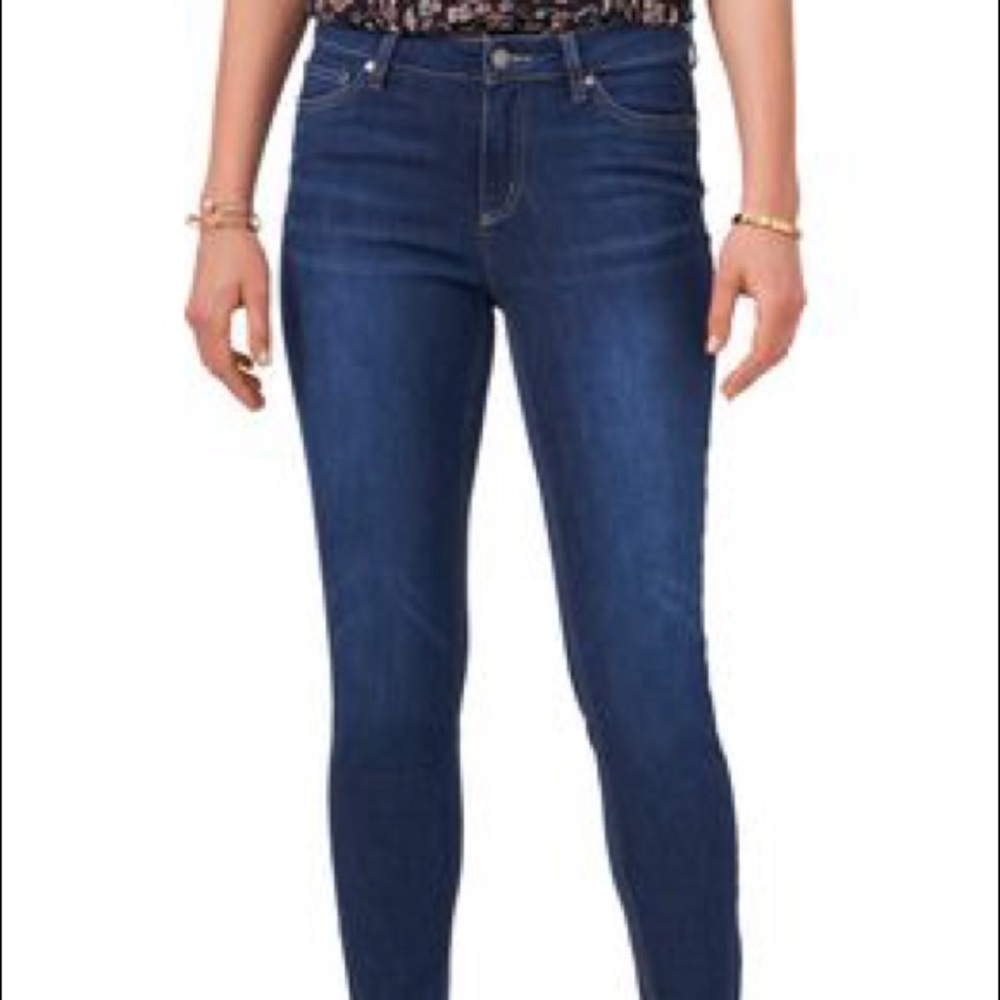 Two by Vince Camuto Blue Skinny Jeans Size 26